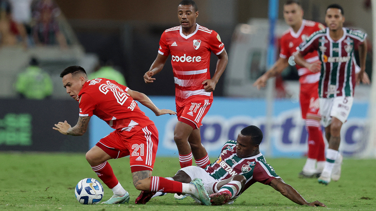 River se llevó una goleada de su visita al Maracaná: cayó 5-1 ante Fluminense thumbnail