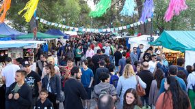 En 19 fotos, así estuvo la Feria de Artesanos de Neuquén este domingo