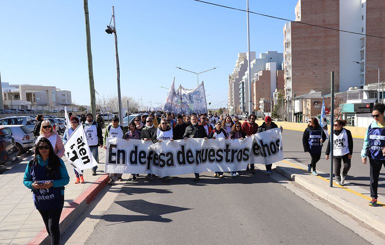 ATEN realiza medidas de fuerza desde hace varias semanas pero para el gobierno el paro tiene poca adhesión.