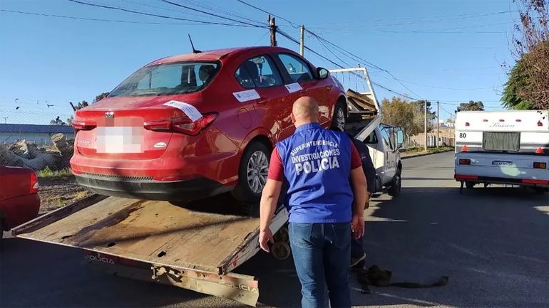 En mayo de 2022 la fiscal Companys realizó una serie de allanamientos y secuestros a Echegaray en Neuquén mientras él continuaba prófugo. En mayo de 2022 la fiscal Companys realizó una serie de allanamientos y secuestros a Echegaray en Neuquén mientras él continuaba prófugo.