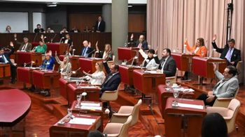 La Legislatura de Chubut aprobó la eliminación de fueros. La Legislatura de Chubut aprobó la eliminación de fueros.