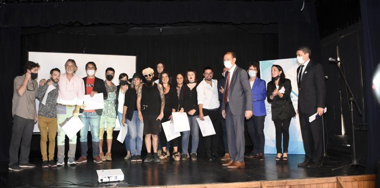 Se recibieron los primeros jóvenes de la escuela de cine de San Martín