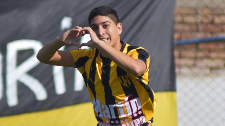 Reynoso (Pacífico) y Fassone (Centenario)