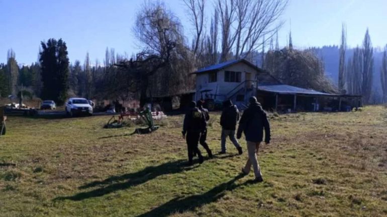 La Justicia Federal investiga si en 2021 el hombre llev&oacute; enga&ntilde;ada a una joven de Chaco a su finca, ubicada en una zona rural cercana a El Hoyo, en el norte de Chubut.&nbsp;&nbsp;