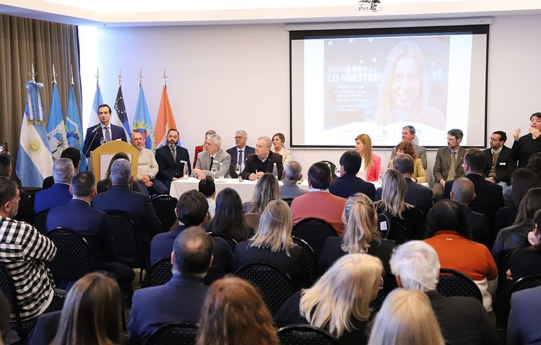Nace una universidad en pleno centro de Neuquén: cuáles son las carreras que ofrece