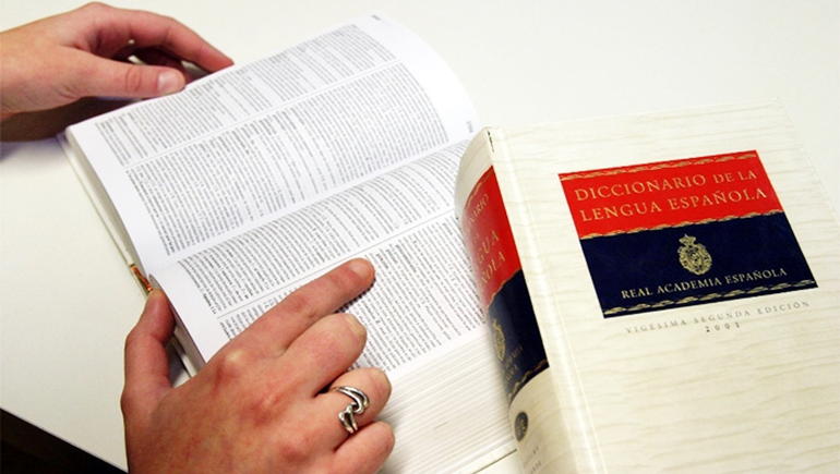 Mamitis y otras 3 mil nuevas palabras que incluyó la RAE en el diccionario
