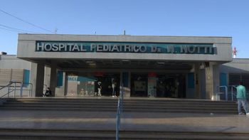 El bebé estaba internado en terapia intensiva con lesiones cerebrales compatibles con maltrato infantil. El bebé estaba internado en terapia intensiva con lesiones cerebrales compatibles con maltrato infantil.