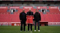 Confirmado: Independiente presentó a su nuevo DT, el primer extranjero en 30 años. Confirmado: Independiente presentó a su nuevo DT, el primer extranjero en 30 años.
