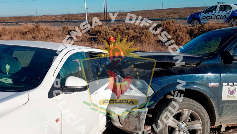 Fuerte choque en Arroyito: dobló en la estación y lo impactó una camioneta petrolera