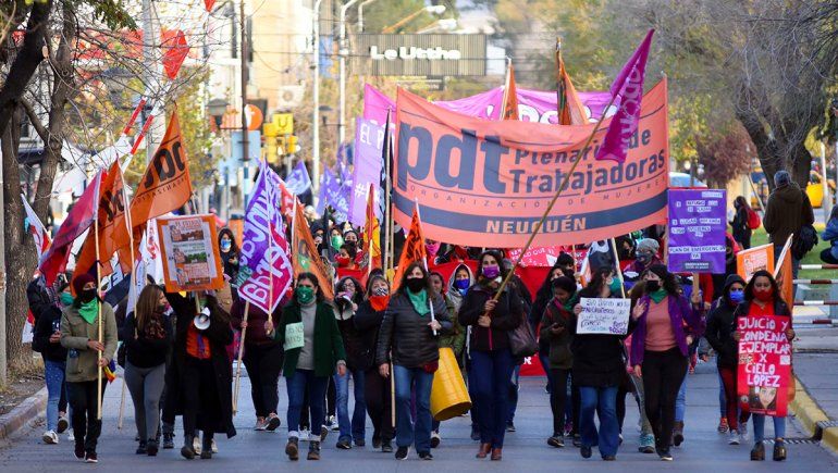 Ni una menos: la marcha por el centro neuquino en imágenes