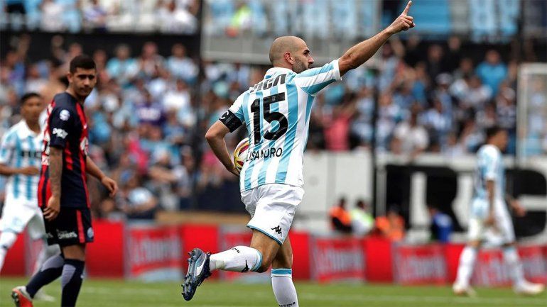 Racing renació ante San Lorenzo y le ganó 2-1