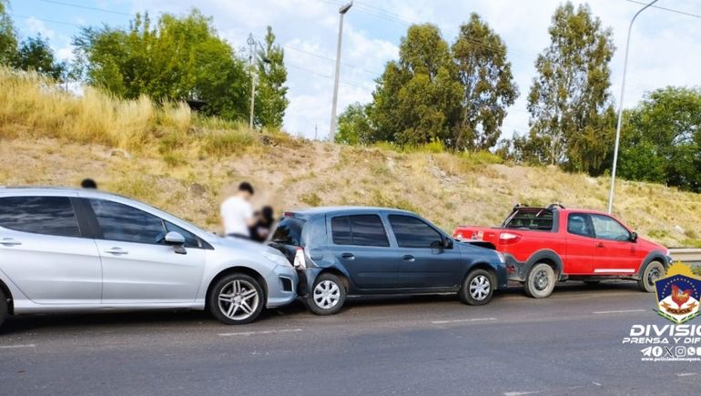 El caos y la poca distancia volvieron a ocasionar un choque en cadena en la Ruta 7