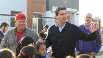 Emerenciano Sena junto a Jorge Capitanich, su padrino político. Emerenciano Sena junto a Jorge Capitanich, su padrino político.