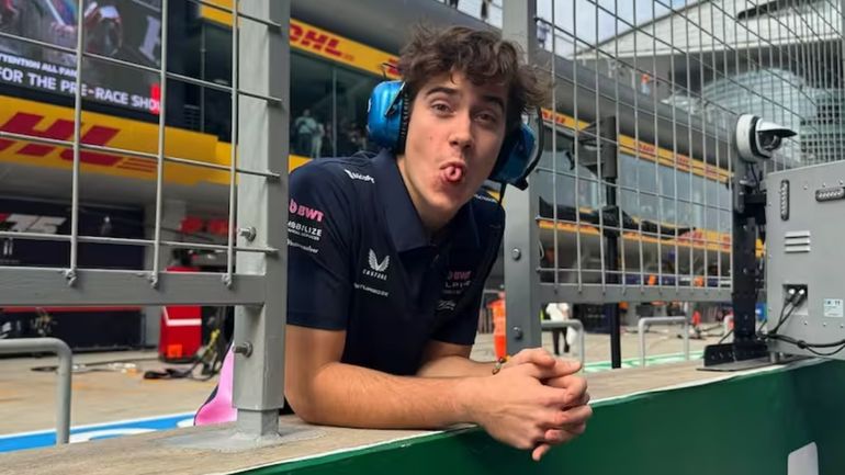 Franco Colapinto avanza al top 10 para la carrera del domingo.
