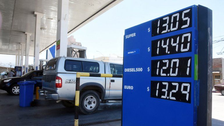 Confirmaron que las naftas subirán un 8% desde enero