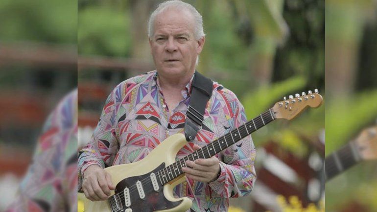 La cumbia está de luto: murió el ex guitarrista de Los Palmeras