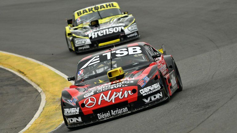 Manu Urcera mostró que está para llevarse todo en Rafaela