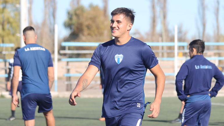 La Amistad comenzó la semi con el pie derecho por el gol de Salinas. Foto: archivo Anahí Cárdena 