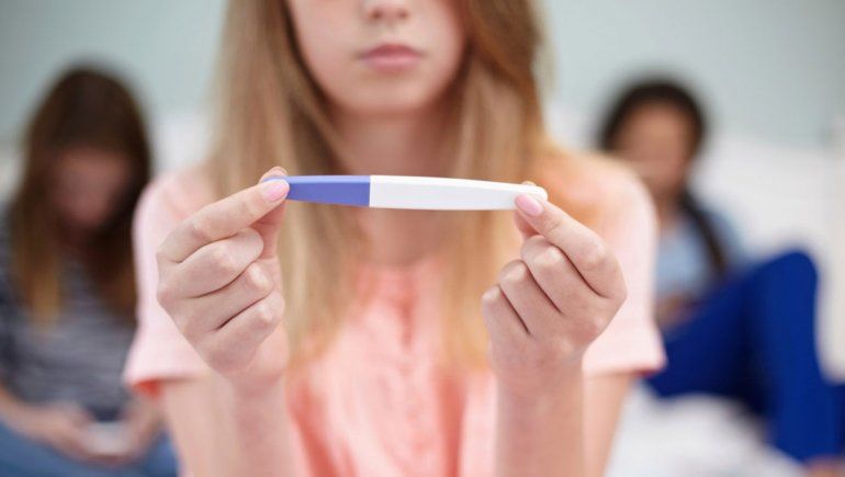 Argentina: cada seis minutos, una adolescente es mamá