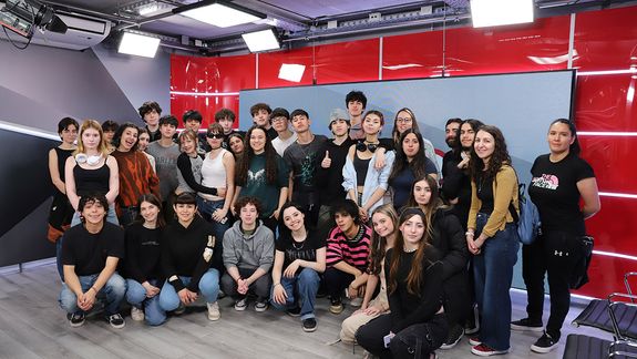 Alumnos del colegio Jean Piaget visitaron LMNeuquén