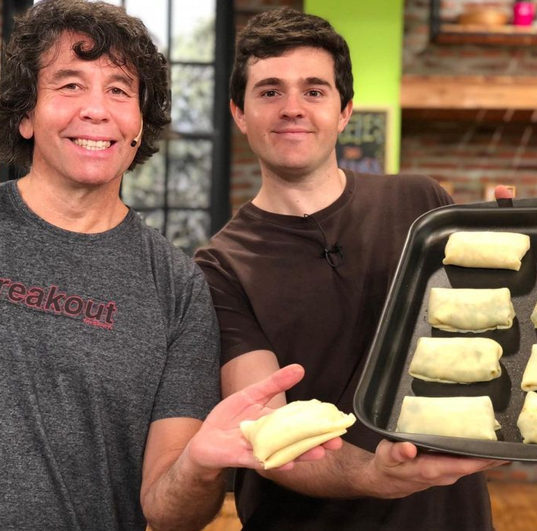 Entre los nombres que se barajan como posibles reemplazantes figura el de su hijo Felipe.