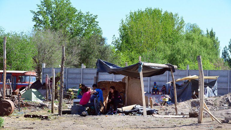 Techo dijo que los jóvenes no tienen opción y usurpan