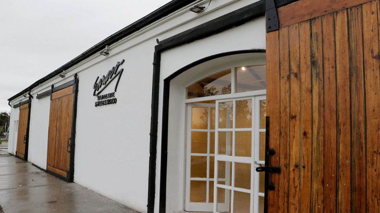 Reabren la sala Emilio Saraco con una nueva muestra