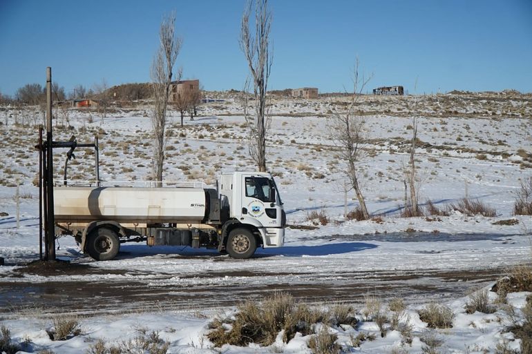 Zapala comenzará a cobrar el agua potable que provee a otros municipios