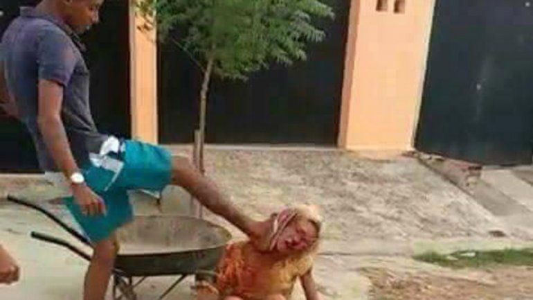 Las imágenes son terribles. La travesti