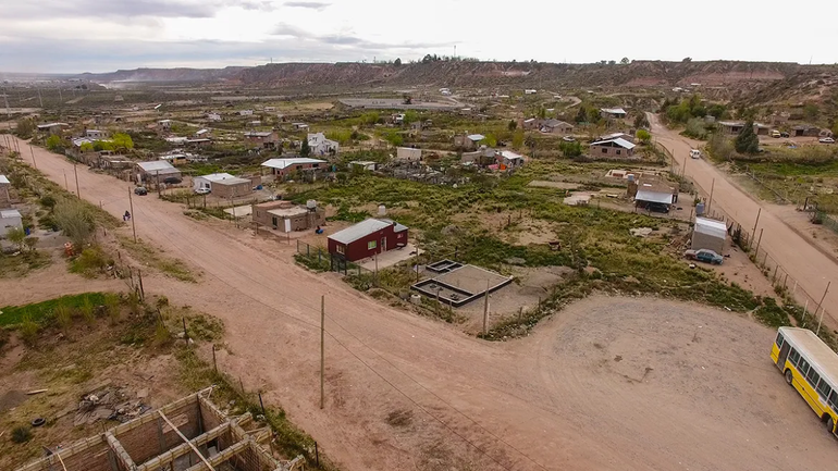 Encontraron a una mujer muerta en su vivienda del oeste neuquino: qué se sabe
