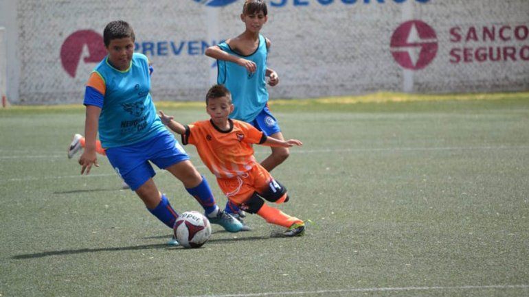 Derek Frank tiene tan solo 9 años y lo pretende Lanús