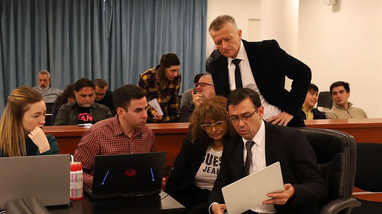 El fiscal Gastón Liotard y la fiscal Gabriela Macaya junto a su equipo del Ministerio Público Fiscal y parte de la querella con el abogado Emanuel Roa Moreno. El fiscla celebró el fallo histórico. El fiscal Gastón Liotard y la fiscal Gabriela Macaya junto a su equipo del Ministerio Público Fiscal y parte de la querella con el abogado Emanuel Roa Moreno. El fiscla celebró el fallo histórico.