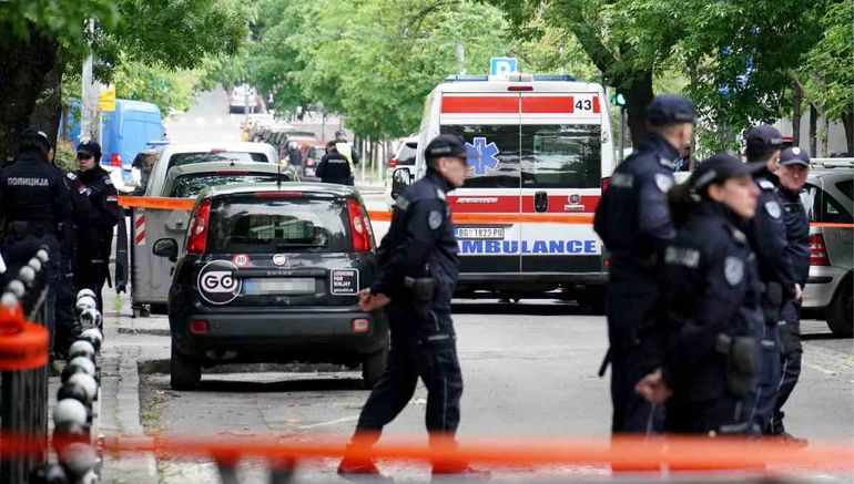 Serbia: adolescente entró armado a la escuela y mató a 9 personas