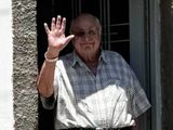 Le robaron sus ahorros y cinco armas: quién es el abuelo que fue golpeado salvajemente en Las Lajas