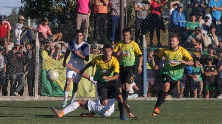 Por usar pirotecnia, cuando juegue su amado Don Bosco deberá ir a la comisaría
