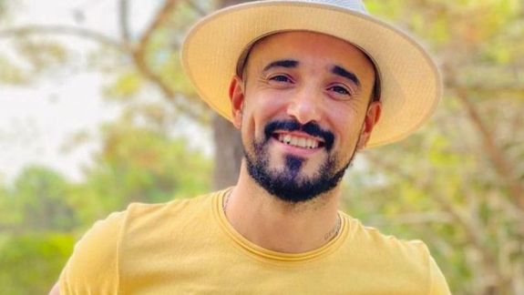 Cuál era el sueño de Abel Pintos antes de convertirse en cantante