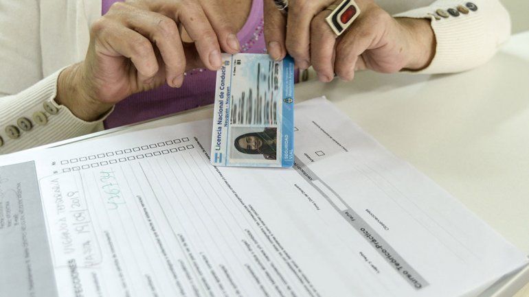 Hoy no se podrán tramitar licencias para conducir