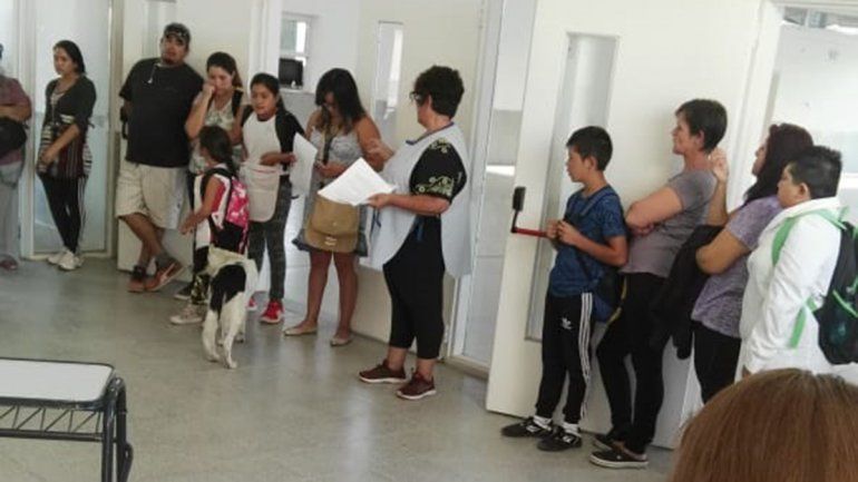 Familias realizan la toma de la Escuela 366 con varios reclamos