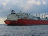 El regasificador Excelsior llegó a Bahía Blanca para cubrir la demanda invernal