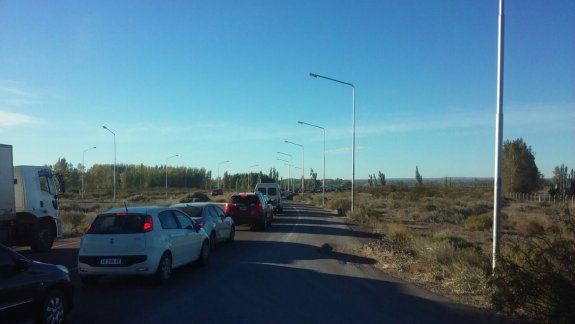 Finde XXL: transitaron 35 autos por minuto hacia la Cordillera neuquina