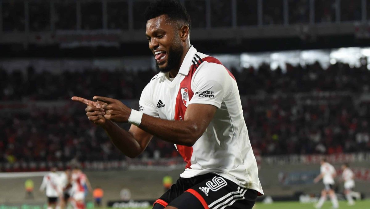 Prendido fuego: cuál es el impactante promedio de gol de Borja en River