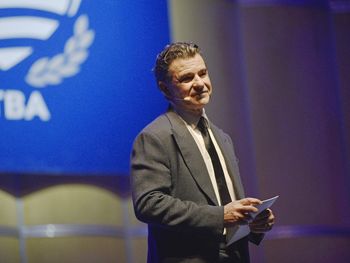 Miguel Galuccio, CEO de Vista Energy, instó a los jóvenes a tomar experiencia en el campo.