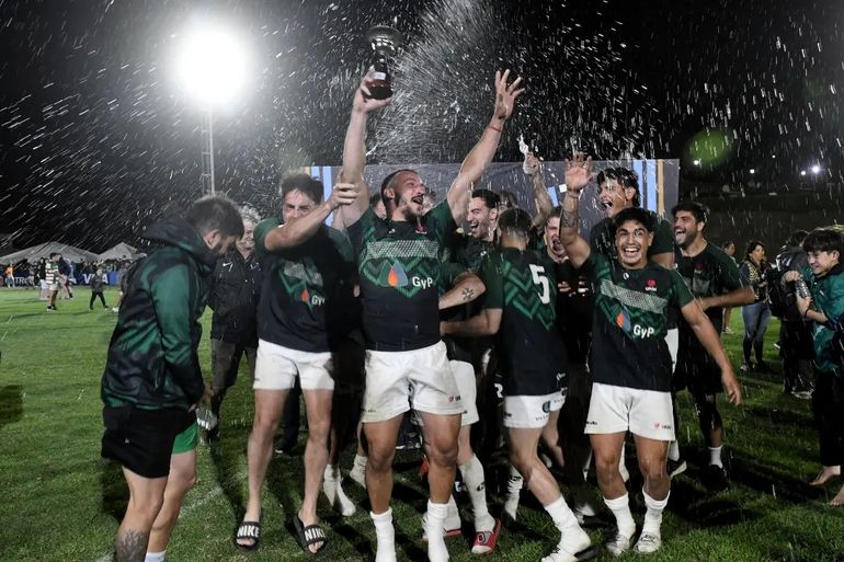 El festejo de los jugadores de la selección de Alto Valle.&nbsp;