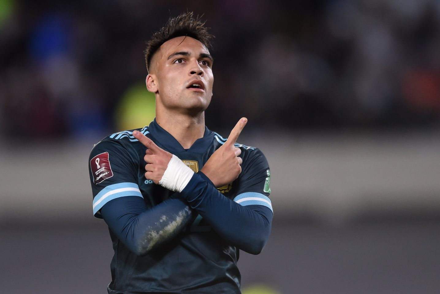 Triunfazo: el cabezazo de Lautaro