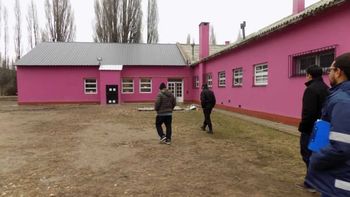 Escuela 7719 de Buenos Aires Chico, Chubut. Escuela 7719 de Buenos Aires Chico, Chubut.