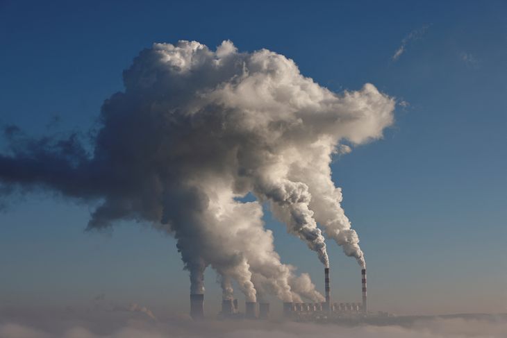 El carbón como fuente de energía seguirá en niveles récord este año, según la AIE