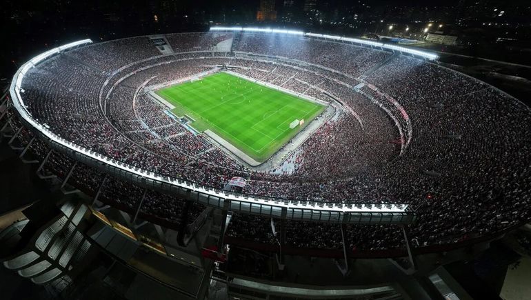 River debuta en la Liga Profesional ante Central Córdoba: hora, formaciones y TV