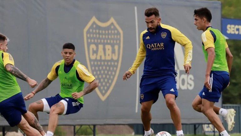 Tevez volvió a entrenar en Boca luego de la licencia por el fallecimiento de su papá