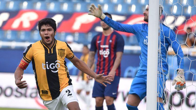 River se aseguró al  Sicario Rojas ante la salida de Maidana