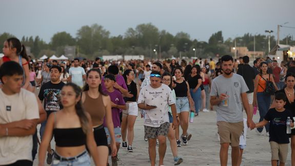 La Fiesta de la Confluencia se convirtió en la cita más convocante de la región.